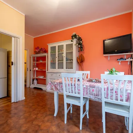 Casa Dei Fiori By Interhome Apartman *